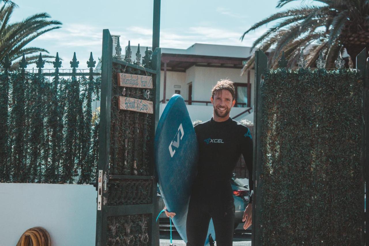 Ostello International Surf Camp Only Surf Corralejo Esterno foto