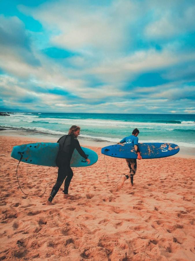 Ostello International Surf Camp Only Surf Corralejo Esterno foto