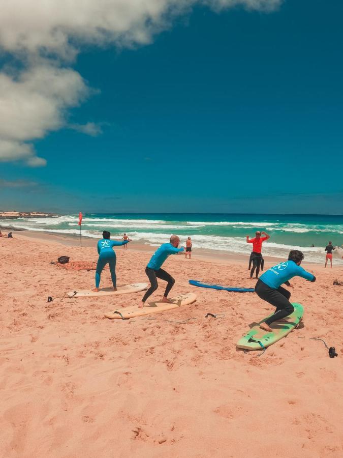 Ostello International Surf Camp Only Surf Corralejo Esterno foto